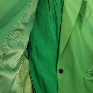 KELLY GREEN SUIT